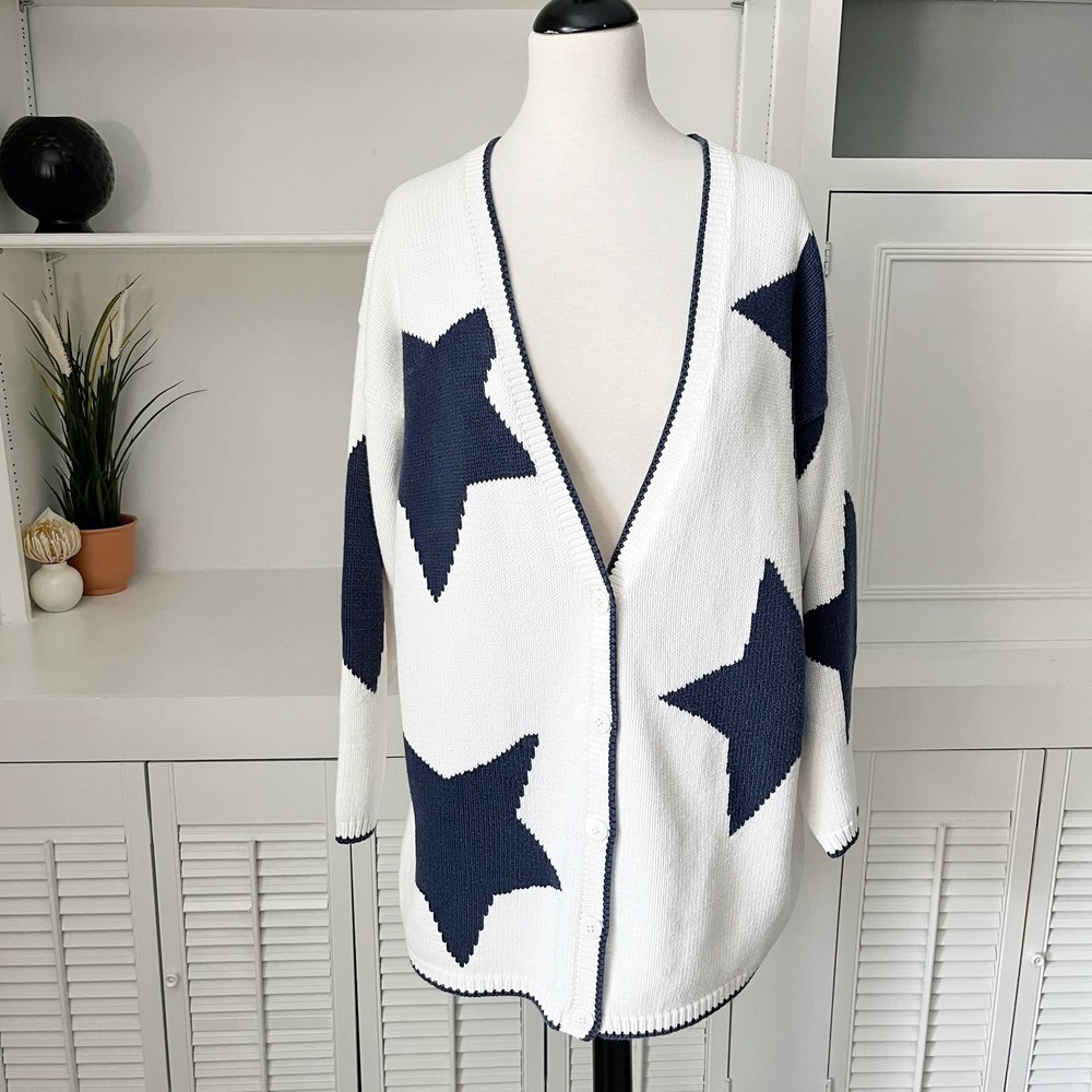 Adrienne Vittadini Navy and White Star Sweater